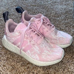 PINK NMD’S